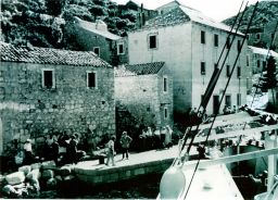 dubrovnik_stare_slike - 20090716-Sobra_Mljet.jpg