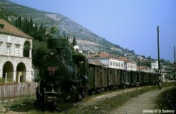dubrovnik_stare_slike - 20090625-83-166 Dubrovnik freight train.jpg