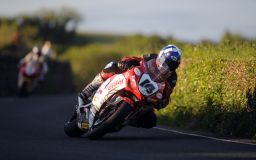 motorcycles - amor-tt-practice.jpg