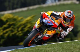 motorcycles - stoner-australia-qp.jpg