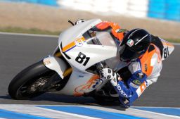 motorcycles - Graeme-Gowland-Jerez(2)-1.jpg