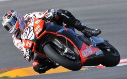 motorcycles - leon-camier-aprilia.jpg