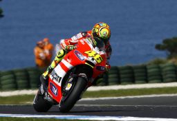 motorcycles - rossi-sepang.jpg