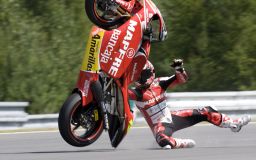 motorcycles - bautista-crash-6.jpg