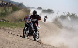 motorcycles - mick-extance-2009-dakar.jpg