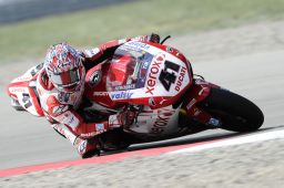 motorcycles - 290980.jpg