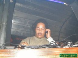 photo_archive 2002-04-27-1070186235 - P4240823.jpg