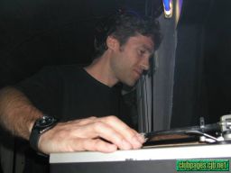 photo_archive 2002-05-03-1070186346 - P5041294.jpg