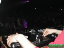 photo_archive 2002-05-03-1070186346 - P5041269.jpg