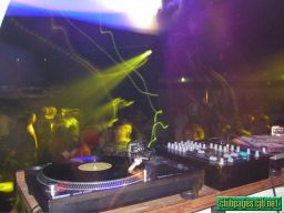 photo_archive 2002-05-17-1070186461 - P5182238.jpg