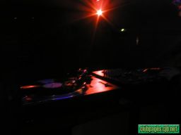 photo_archive 2002-05-17-1070186461 - P5182175.jpg