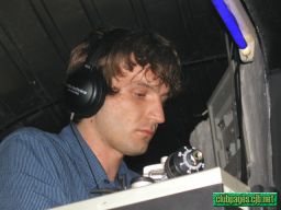 photo_archive 2002-05-25-1070183561 - P5262654.jpg