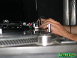 photo_archive 2002-05-25-1070183561 - P5262743.jpg