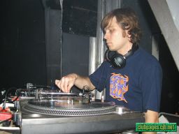 photo_archive 2002-05-25-1070183561 - P5262742.jpg