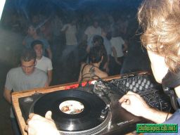 photo_archive 2002-05-25-1070183561 - P5262751.jpg