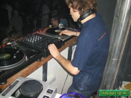 photo_archive 2002-05-25-1070183561 - P5262747.jpg