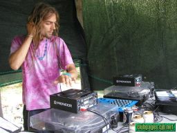 photo_archive 2002-06-29-1070183788 - P6304536.jpg