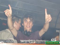 photo_archive 2002-07-28-1070118568 - P7286170.jpg