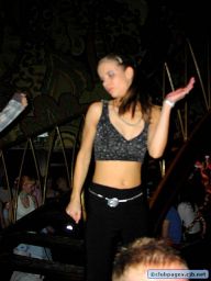 photo_archive 2002-11-15-1062152121 - 03830107.jpg