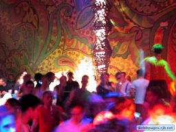 photo_archive 2002-11-15-1062152121 - 03830104.jpg