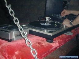 photo_archive 2003-03-08-1062151310 - 0101_074.jpg