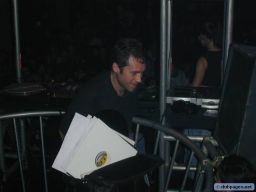 photo_archive 2004-12-11-1103958622 - 028.jpg