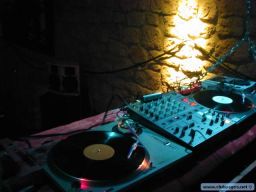 photo_archive 2004-12-24-1104072893 - liz033.jpg