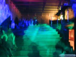 photo_archive 2004-12-24-1104072893 - liz050.jpg