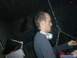 photo_archive 2004-12-31-1104671952 - nova2005044.jpg