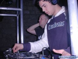 photo_archive 2005-02-12-1108943051 - 027.jpg