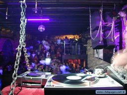 photo_archive 2005-04-02-1113426612 - 126.jpg