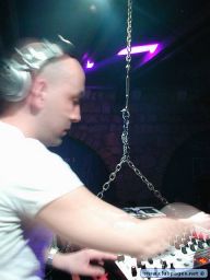 photo_archive 2005-04-02-1113426612 - 082.jpg