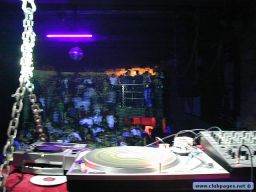 photo_archive 2005-04-02-1113426612 - 2027.jpg