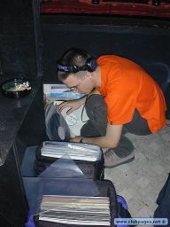 photo_archive 2005-04-02-1113426612 - 2056.jpg