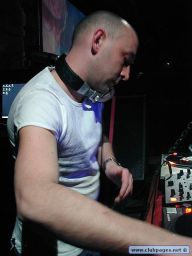 photo_archive 2005-04-02-1113426612 - 114.jpg