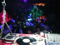 photo_archive 2005-04-02-1113426612 - 2006.jpg