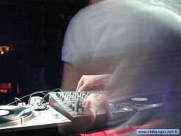 photo_archive 2005-04-02-1113426612 - 139.jpg