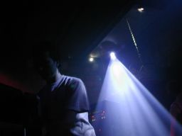 photo_archive 2005-04-30-1133548017 - dundov30.4.05030_resize.jpg