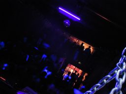 photo_archive 2005-04-30-1133548017 - dundov30.4.05048_resize.jpg