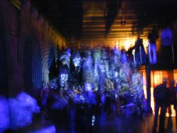 photo_archive 2005-04-30-1133548017 - dundov30.4.05046_resize.jpg