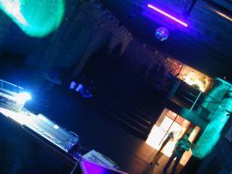 photo_archive 2005-04-30-1133548017 - dundov30.4.05020_resize.jpg