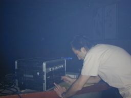 photo_archive 2005-04-30-1133548017 - dundov30.4.05028_resize.jpg