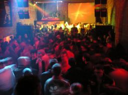 photo_archive 2005-12-31-1137851728 - P1010141_filtered_resize_resize.jpg