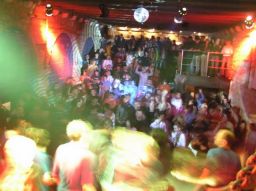 photo_archive 2005-12-31-1137851728 - P1010510_filtered_resize_resize.jpg