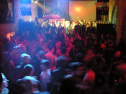 photo_archive 2005-12-31-1137851728 - P1010139_filtered_resize_resize.jpg