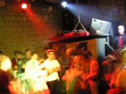 photo_archive 2005-12-31-1137851728 - P1010056_filtered_resize_resize.jpg