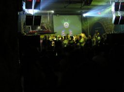 photo_archive 2005-12-31-1137851728 - 01_gate2006_filtered_resize_resize.jpg