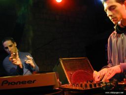 photo_archive 2006-03-23-1143404219 - DSCN0112_resize.jpg