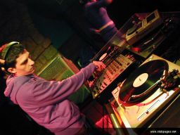 photo_archive 2006-03-23-1143404219 - DSCN0101_resize.jpg