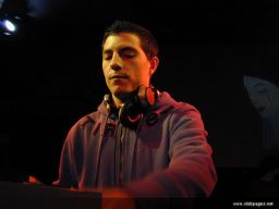 photo_archive 2006-03-23-1143404219 - DSCN0109_resize.jpg